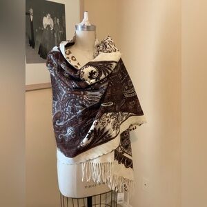 Per Se/Carlisle Brown Paisley Wrap/Scarf NWT
